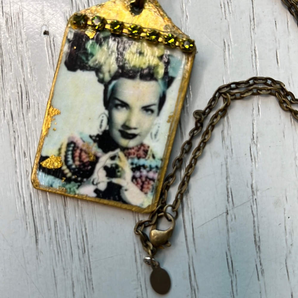 Carmen Miranda Pendant Necklace 831